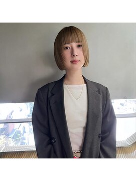 ブローチ 表参道(broocH) ぱつっとボブ