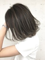 ロゼ 六甲道(ROSE)&nbsp;【ROSE】細めハイライト＿白髪ぼかし＿ボブ