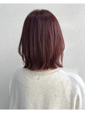 ブロンド 町田(BLONDE) チェリーレッド_ワインレッド_切りっぱなしボブ