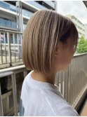 ハイトーンボブ/ミニボブ/切りっぱなしボブ