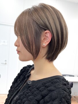 ネイロ バイ ジルブラン 葛西(NeiRo by JIL BLAN) ハイライト白髪ぼかしダブルカラーインナーカラーショートボブ