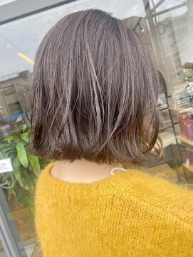 エルア(elua) ぱつっとボブ