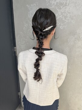 コトナ(kotona) 【お呼ばれヘア編み下ろしヘアアレンジ】編みろしヘアシニヨン