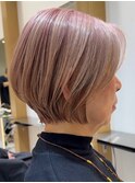 青山白髪ぼかしハイライトミディアムボブアッシュグレージュ50代