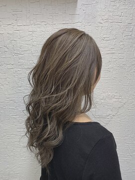 リ シャルム バイ エニーハウ 南七日町店(Re charm by anyhow) [リシャルム][須佐勝也][長岡］ハイライト×アッシュ