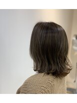 アズール 草加(azule) ハイライト&グレージュカラーのふんわりボブ