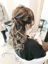 ロカット サロン(Roquat Salon) ロングハーフアップアレンジ【ヘアアレンジ 立川/立川南/立川】