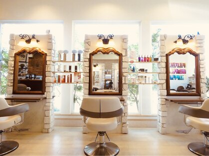 リタヘアー(Lita Hair)の写真