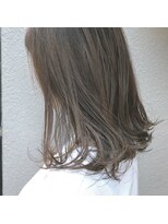 コロ(COLO)&nbsp;【COLO 吉祥寺 都甲菜穂】透明感ベージュ