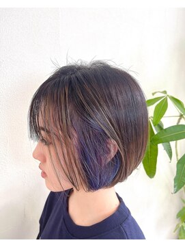 ラブユイット(LOVE HUIT) インナーカラーブルー(^^)