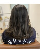 ラナニ(Lanani) 立体感ベージュハイライト