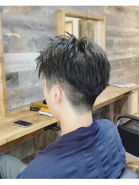 サーティースリー 石川町店(Thirty3) 刈り上げ2ブロック