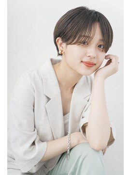 ガーデン オオタカノモリ(garden otakanomori) 暗髪×束感ショート×シースルーバング×フレンチガーリー