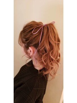 ヘアセットサロン クローバー(Clover) リボンを使ったナチュラルヘアセット