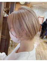 リングバイモアムー(Ring by Moremuu) ハイトーンショート