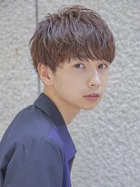 波巻きハイライト束感ツーブロックマッシュ