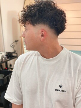 スウェル 船橋店(Swell) ハイライト/マッシュパーマ/ウルフ/波巻き/メンズ