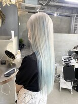 クリム(qulim)&nbsp;white×whiteblue