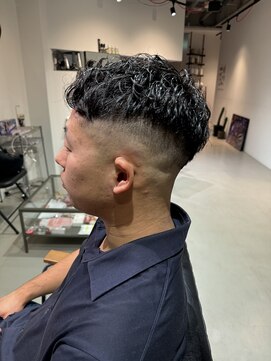 イズ(iss) スキンフェード