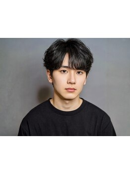 再現性高いメンズパーマが人気の天神美容室★メンズカット+眉毛カット+ニュアンスorフェザーパーマ￥8,980