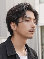 フィフス(fifth) 原宿フェザーパーマ毛流れセンターパートカットビジネスヘア黒髪