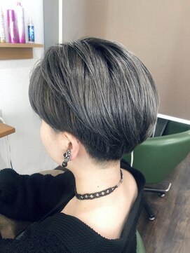 ルッソ(Lusso) ナチュラルグレイカラー