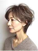 大人ショートレイヤー白髪ぼかし脱白髪染め40代50代60代原宿