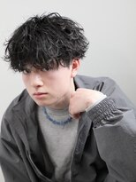 ホワイト(WHITE)&nbsp;波巻きパーマ/無造作パーマ/メンズパーマ