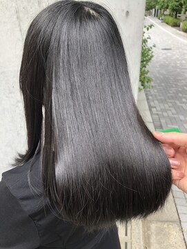 ロアナ 六本木(LOANA ROPPONGI) 梅雨に是非体感してもらいたい!柔らかい縮毛矯正