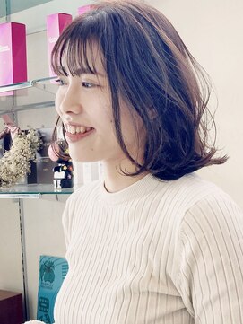 フラワーズアンドレコーズ(Flowers&Records) アンニュイで柔らかいモードヘア