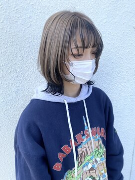 ユイマァル 倉敷(YUIMARL) ネオウルフ × ホワイトベージュ × ダークグレー