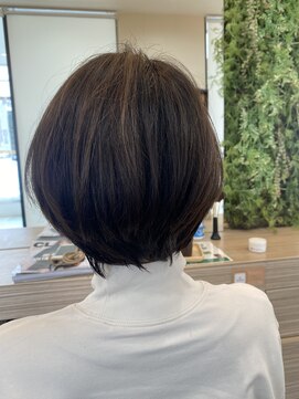 アローズソワン(HELLO'S SOIN) 癖毛もまとまるショートスタイル