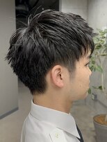 フイ 代々木(Hui)&nbsp;メンズ/アップバング/ツーブロックマッシュ/束感ショート波巻き