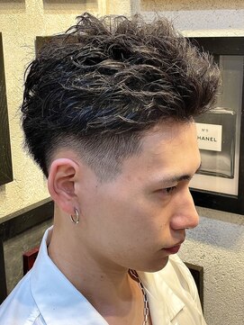 ヒロギンザ 大阪本店(HIRO GINZA) かき上げスパイキーショート×ツイストパーマ