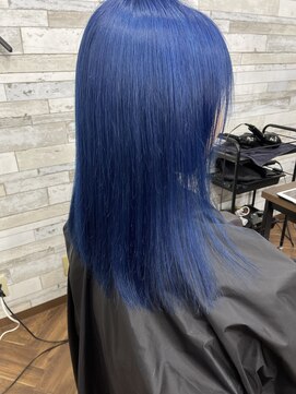 ファム(fam.) ネオンブルー