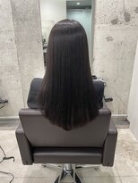 カノイ(KANOI)&nbsp;ラベンダーアッシュカラー/レイヤースタイル/ミディアムレイヤー