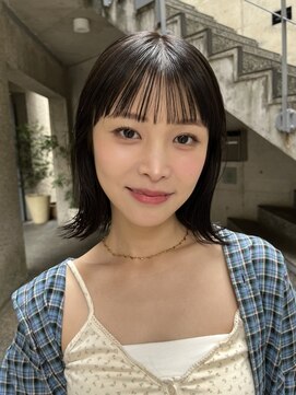 メゾンアクア 表参道(Maison ACQUA) ＋切りっぱなしボブルフ/黒髪ネビージュ/小顔ワンレン/縮毛矯正