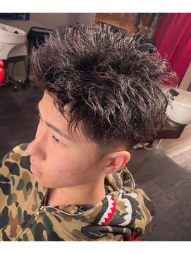 サンアンドマーリィズバーバー 駅前店(SON&MARLEY'S BAR BER) スパイキーショート/本厚木/フェード