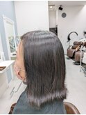 伸ばしかけの大人髪に天使のリングとトキメキを。