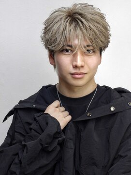 クロト 熊本(KUROT) シースルーフェザーショート/ツイストフェザーパーマ