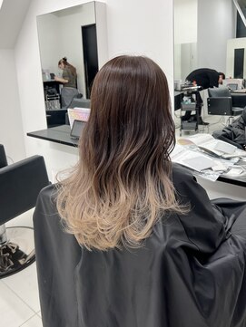 アライブ キチジョウジ(ALIVE Kichijoji) 【ALIVE吉祥寺】ホワイトベージュグラデーションカラー