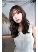 透明感カラー×ゆるふわ巻き髪スタイル