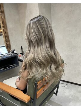 サニー 渋谷(SUNNY) バレイヤージュ、ハイライト、レイヤーカット、ダブルカラー