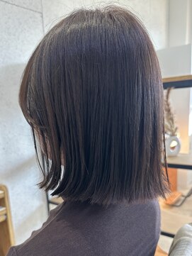 切りっぱなしボブ