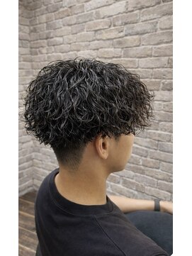 トリエラ(TRIELA) 男の色気漂うツイストスパイラル