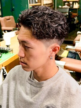 プロショップウェーブ セカンド(PRO SHOP WAVE II) スペインカール/グランジ/メンズパーマ/アクティブショート/針金