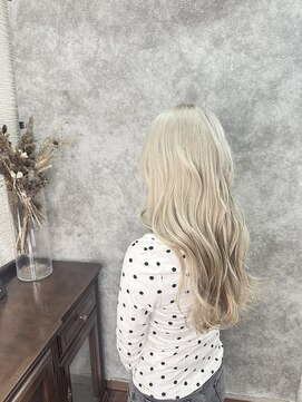 Hair atelier JURAKU 【ヘア アトリエ ジュラク】 ハイトーンカラー