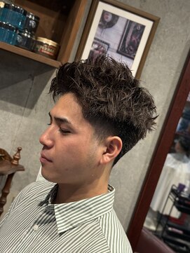 エルエー バーバーショップ 草津店(L.A BARBERSHOP) テーパーフェード×スパイキーショート