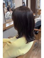 ヴィサージュクルー(VISAGE crew) くびれシルエットのミディアムデザイン!