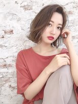 エル(elle)&nbsp;小顔に見せるヘア色っぽボブの柔らかとろみセピアベージュ錦糸町